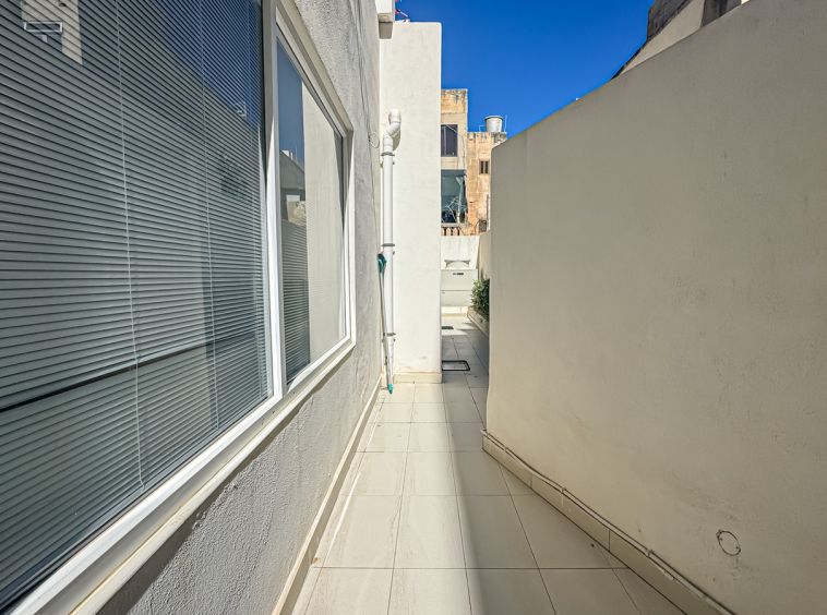 Modern Gzira Office To Let