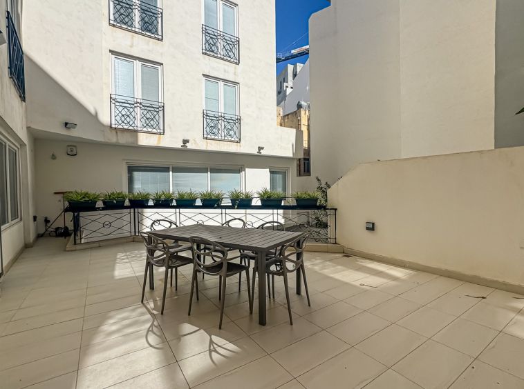 Modern Gzira Office To Let