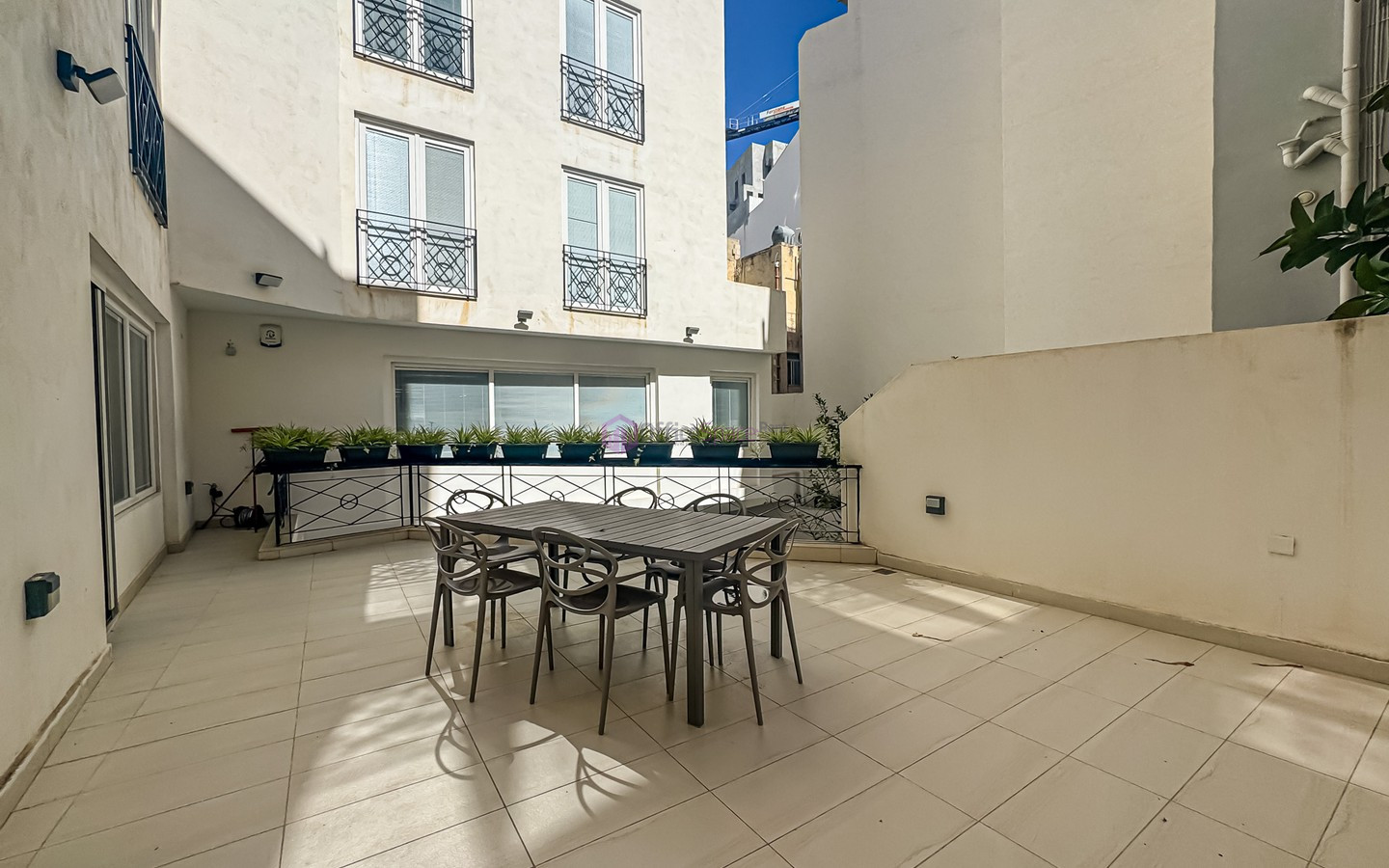 Modern Gzira Office To Let