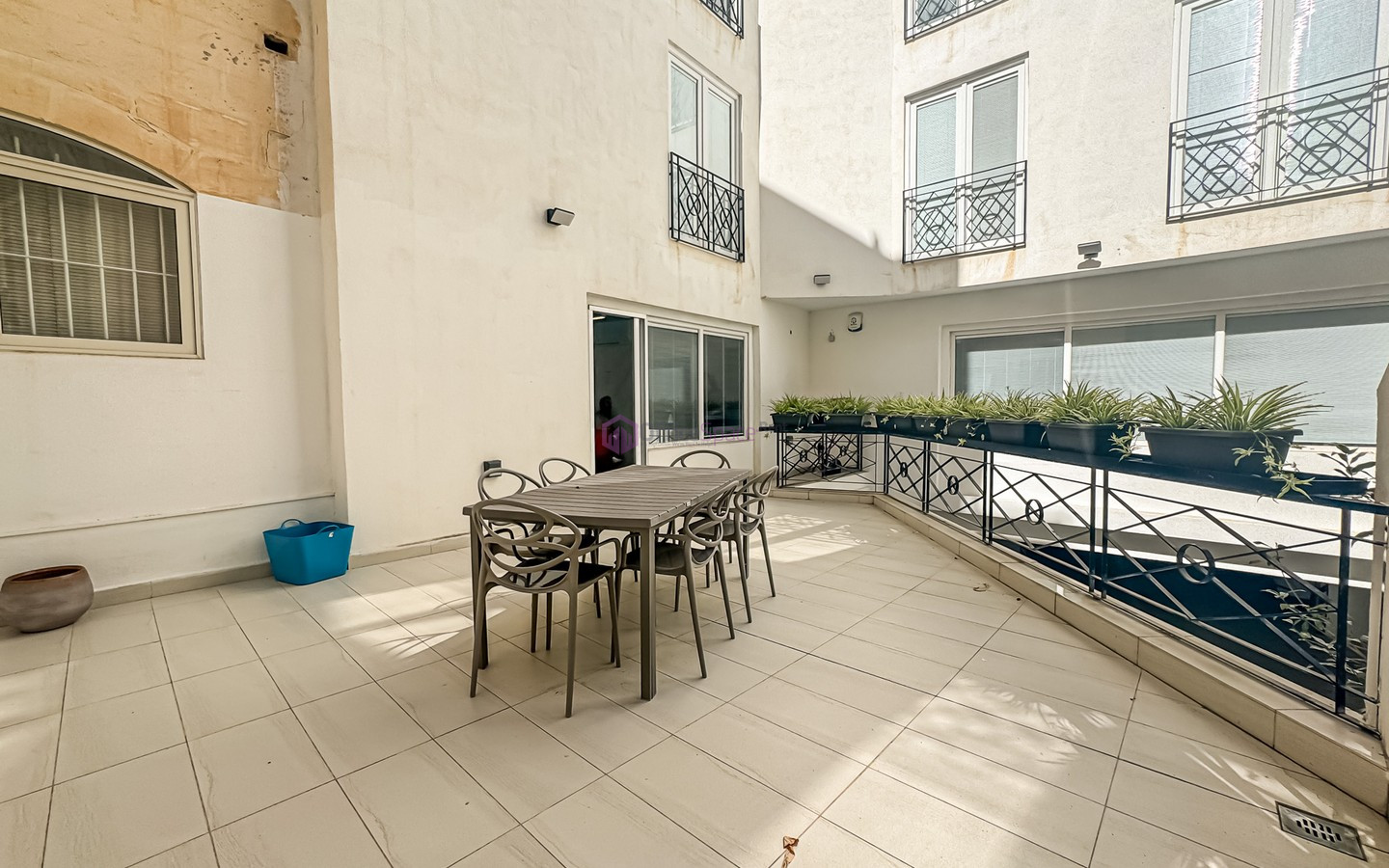 Modern Gzira Office To Let