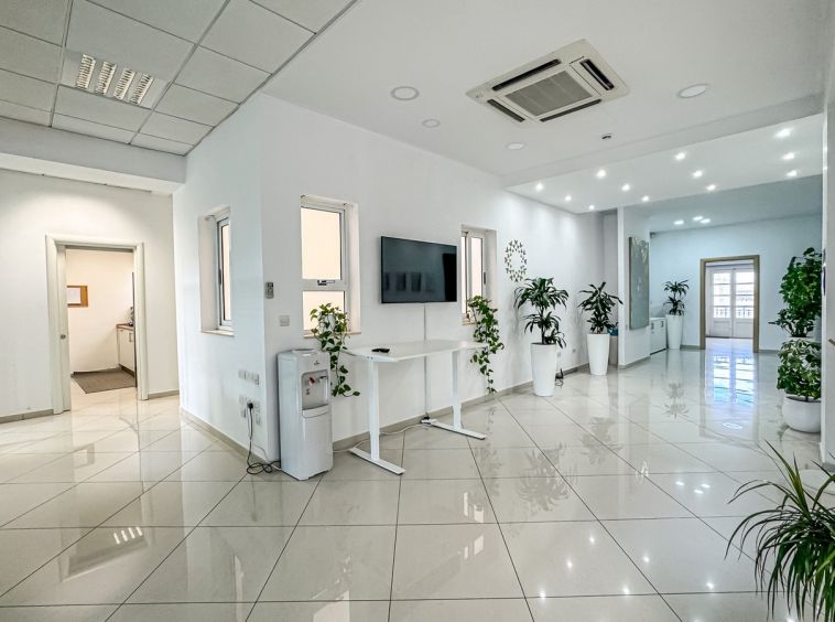 Office in Naxxar Long Let
