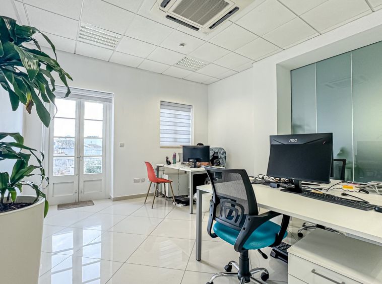Office in Naxxar Long Let