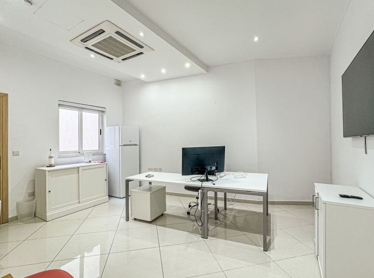 Office in Naxxar Long Let