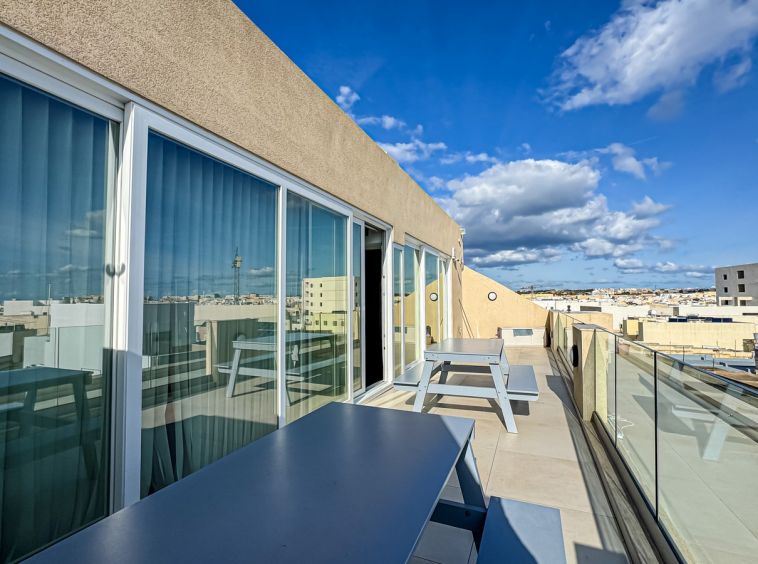 Birkirkara Penthouse Office