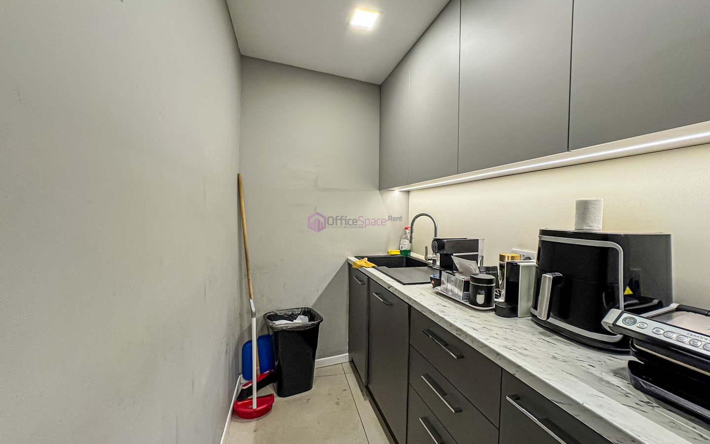 Birkirkara Penthouse Office