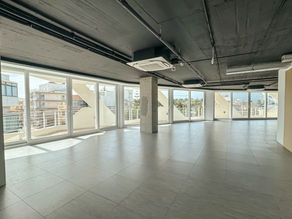 Professional Small Office Mosta