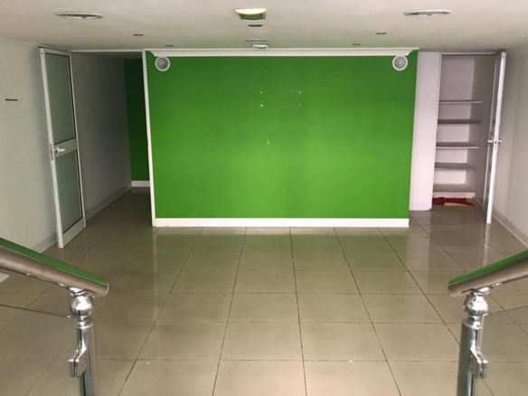 Paola Commercial Space