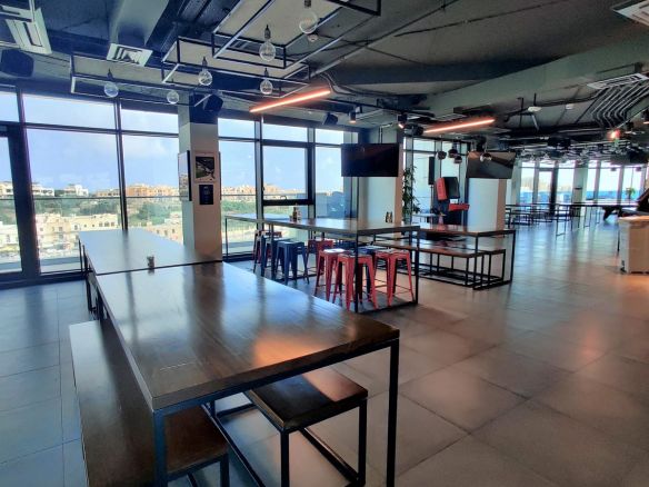 Penthouse St Julians Office