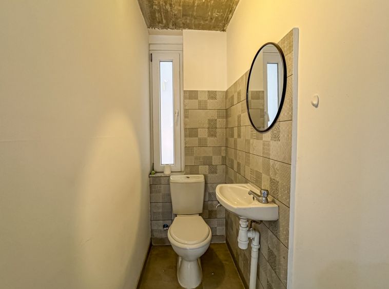 Mosta Prime Commercial Space