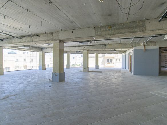 Highly Finished Offices in Naxxar