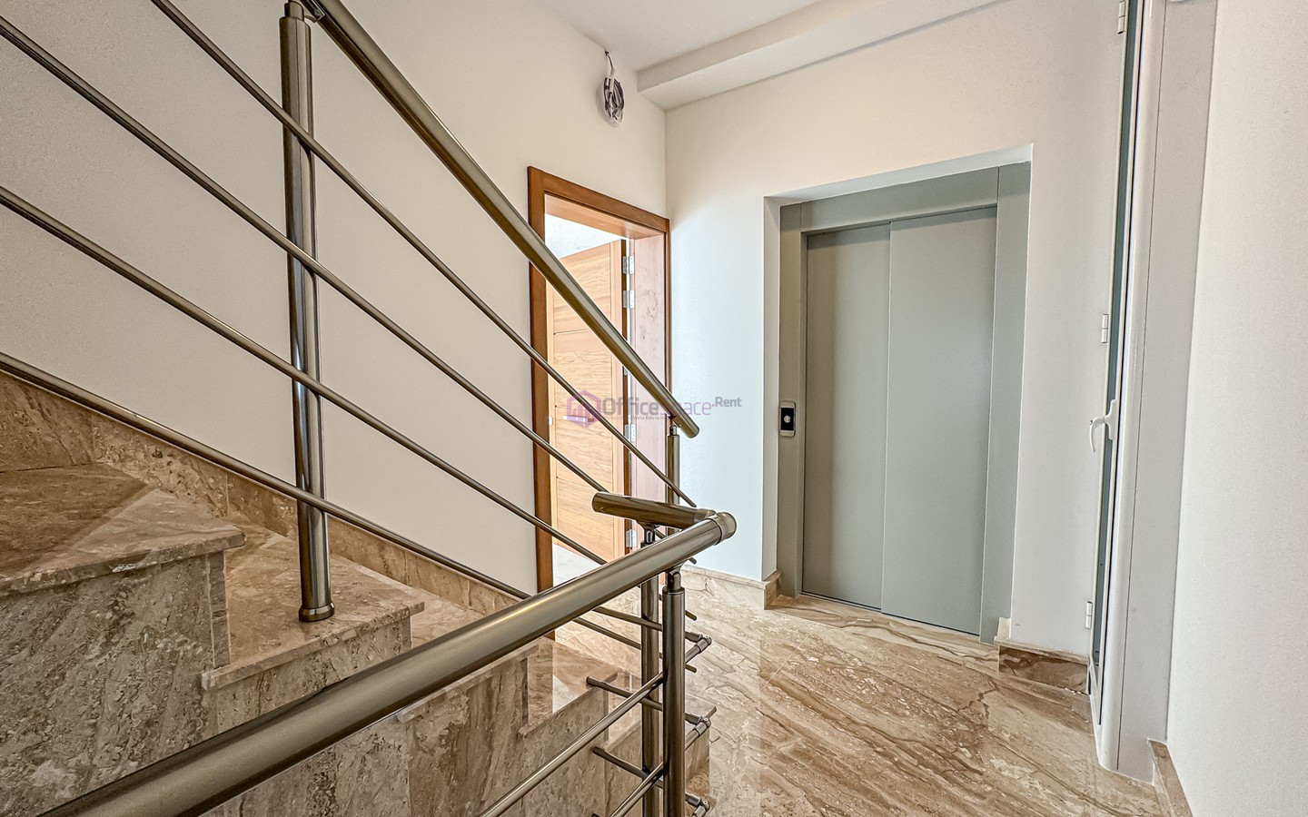 Small Modern Iklin Office