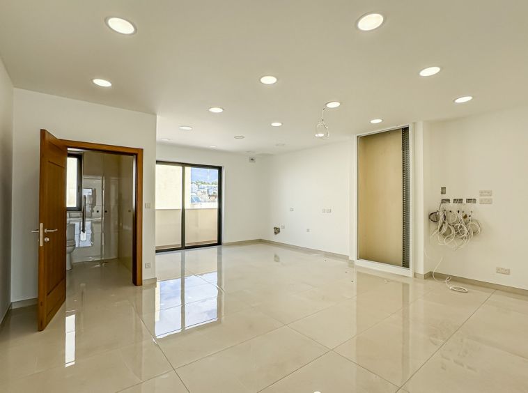 Small Modern Iklin Office