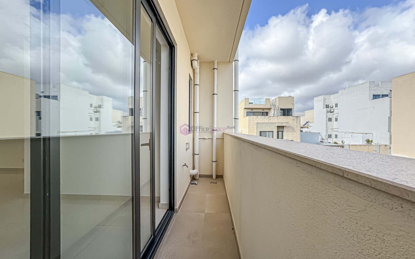 Small Modern Iklin Office