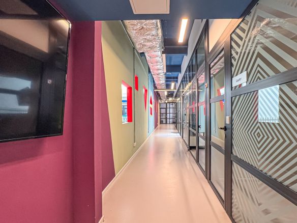 20 Desk Office in Mriehel
