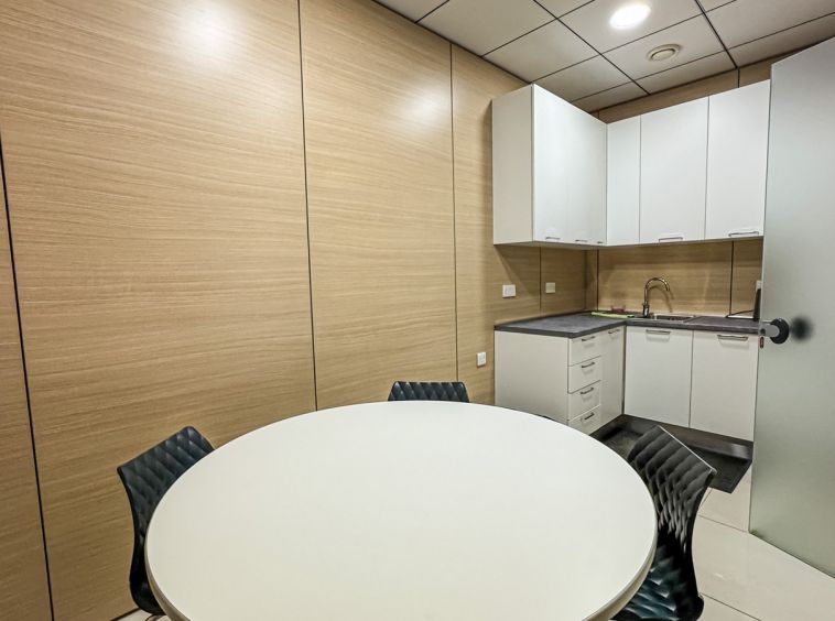 High End Office To Let St Julians