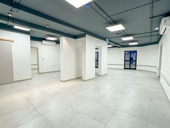 Office Space Kappara to Let