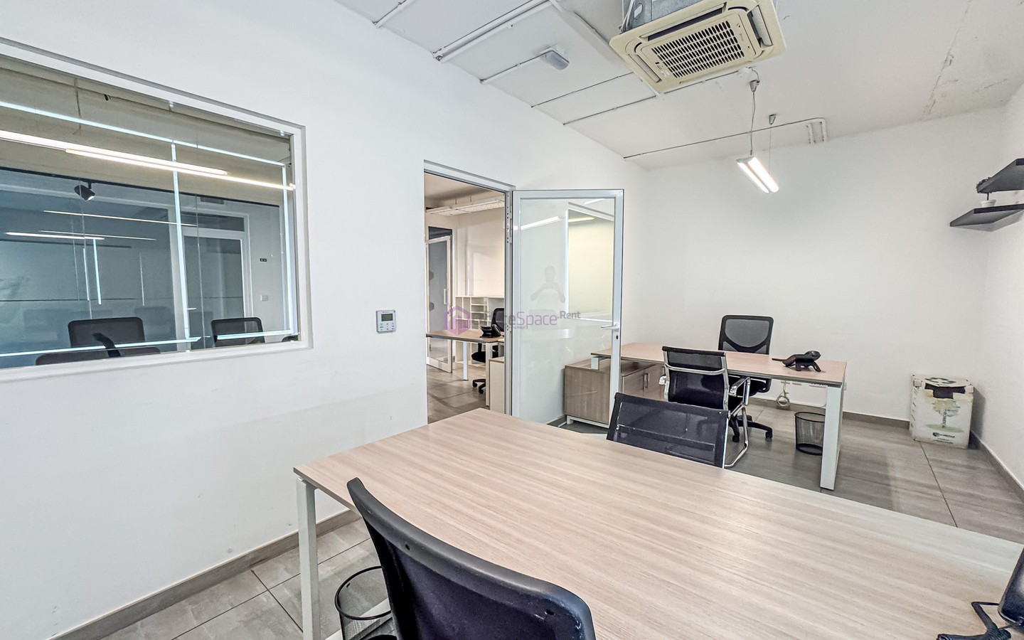 Eight Desk Serviced Office Burmarrad
