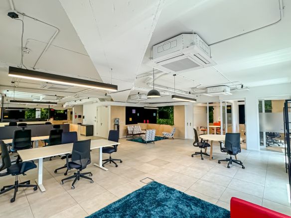 Sixth Floor Office in Sliema