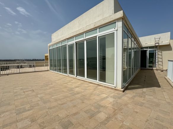 Penthouse Office in St Venera