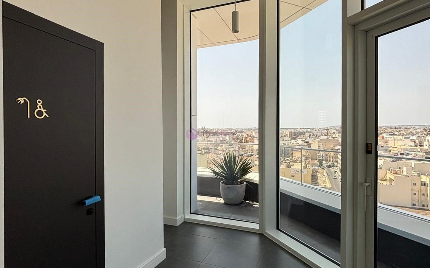 High End Ta Xbiex Office