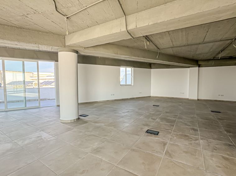 Rent Penthouse Attard Office