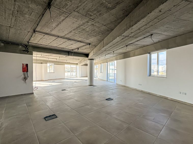 Rent Penthouse Attard Office