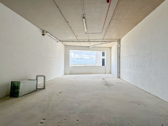 First Floor Handaq Warehousing