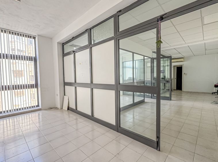 Office in Central Sliema To Let