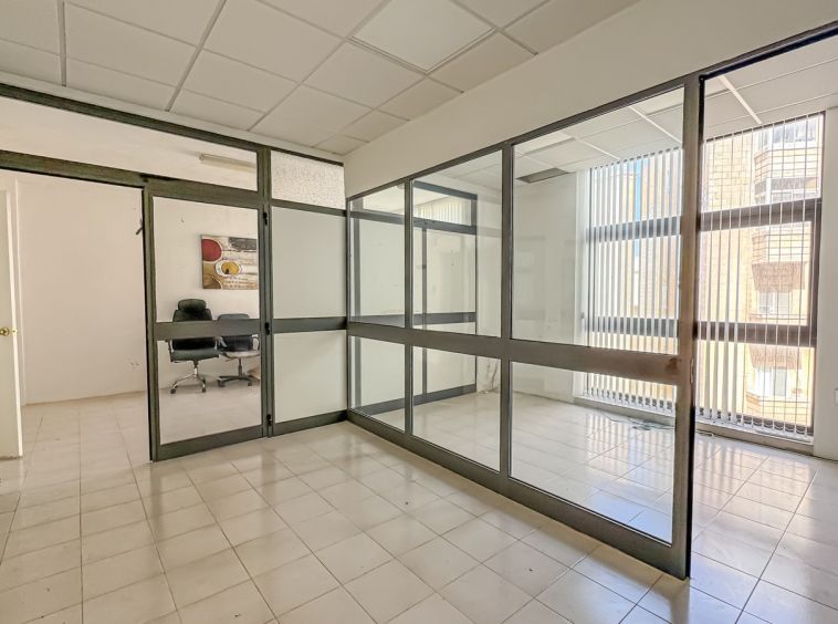 Office in Central Sliema To Let