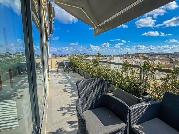 Modern Xbiex Offices Furnished