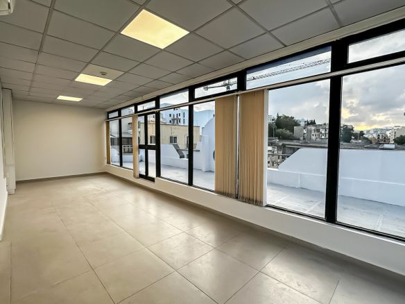 Penthouse Office Ta Giorni