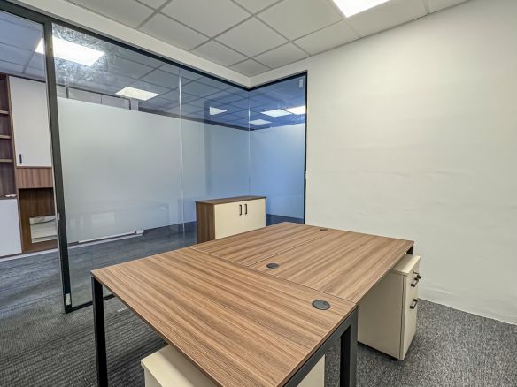 3 Desk Serviced Office Birkirkara