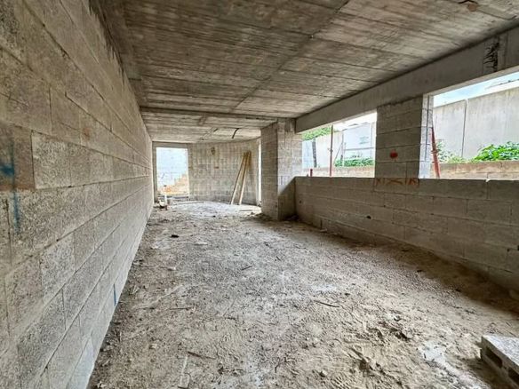 Prominent Commercial in Attard