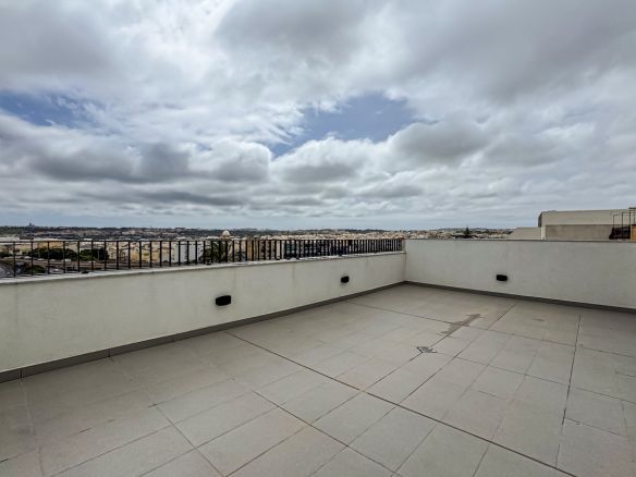 Penthouse Office Space St Venera