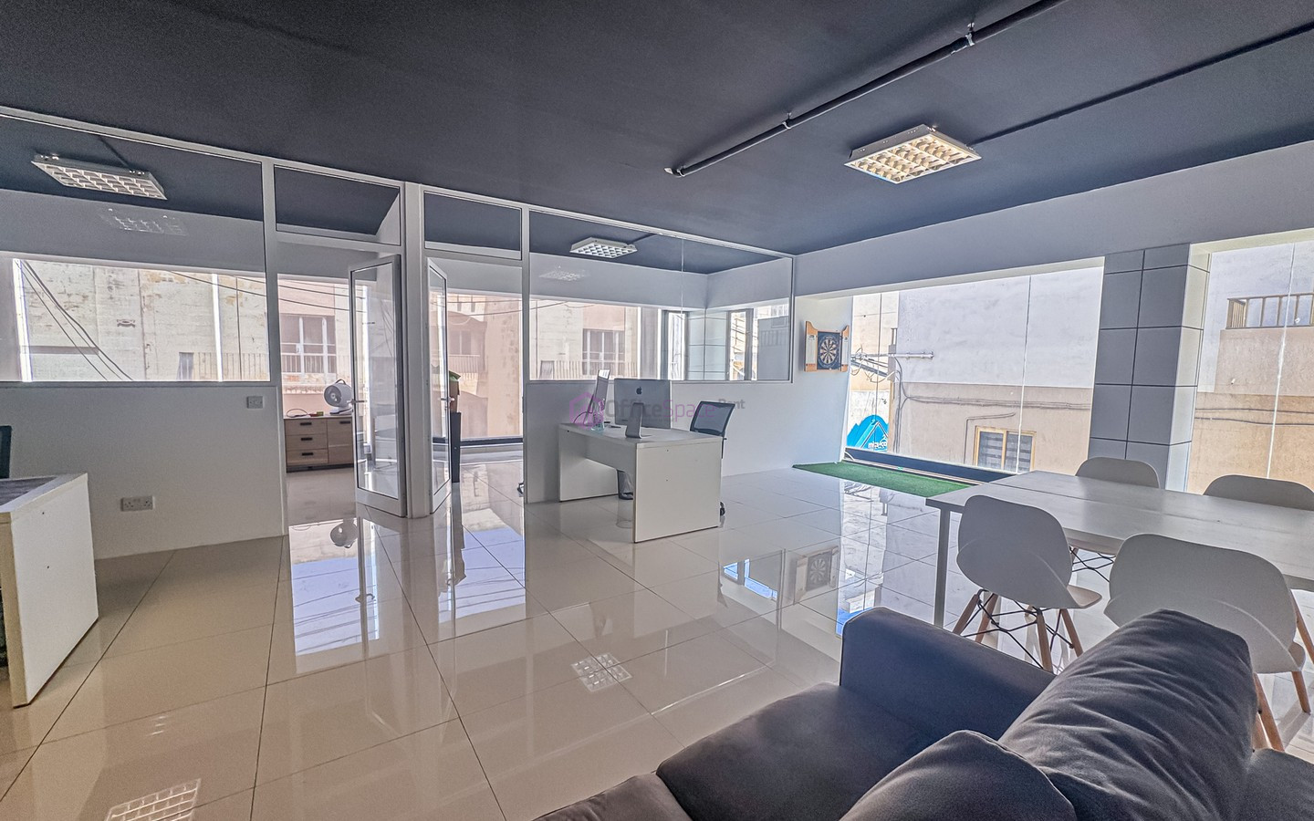 Modern Office in Mellieha Modern Office in Mellieha