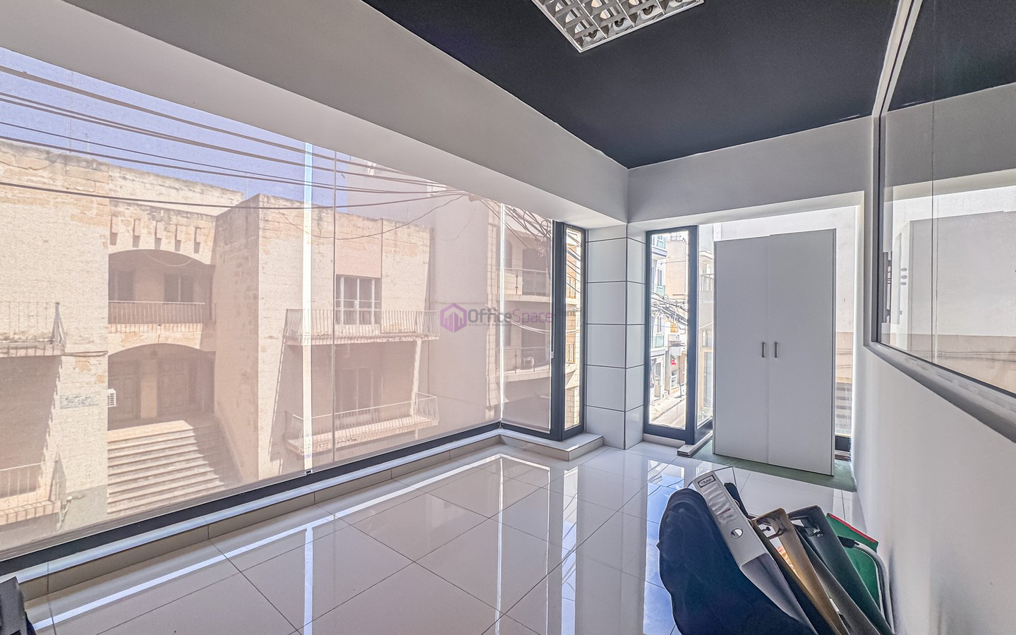 Modern Office in Mellieha