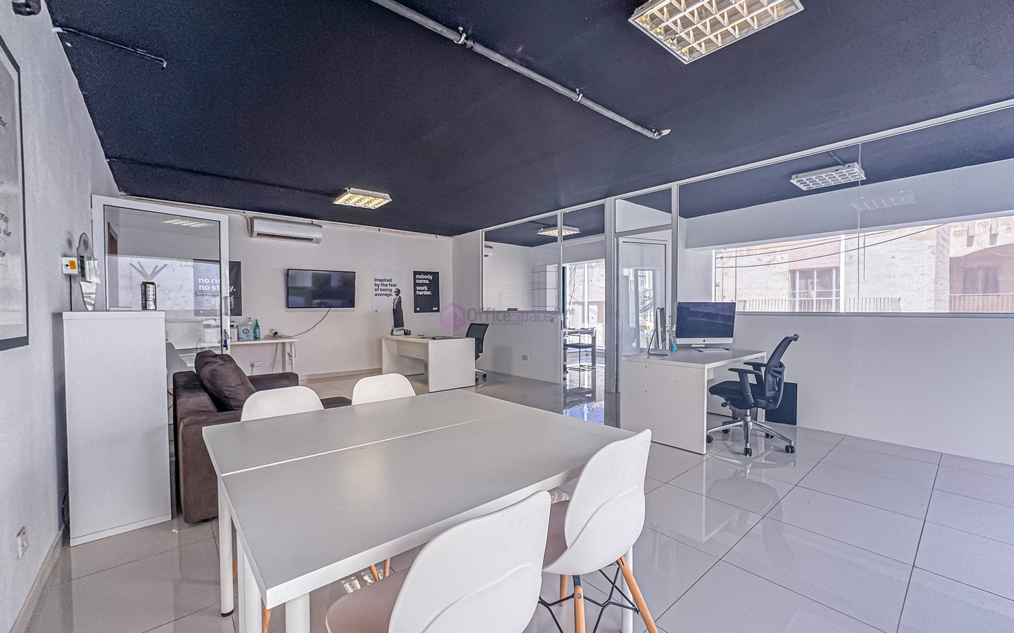 Modern Office in Mellieha