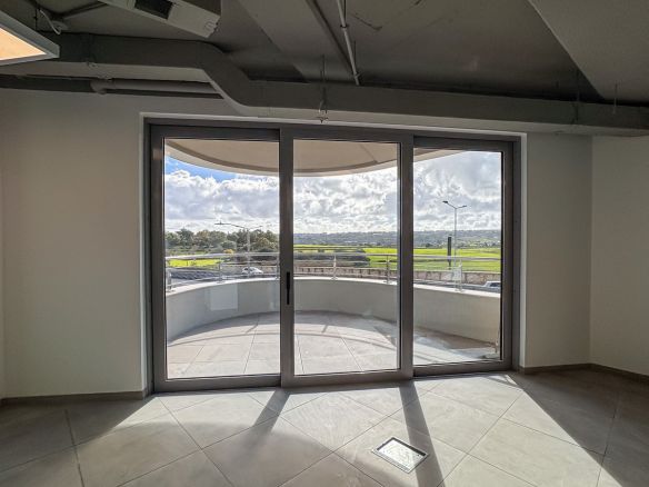 Well Lit Office with Views in Mriehel