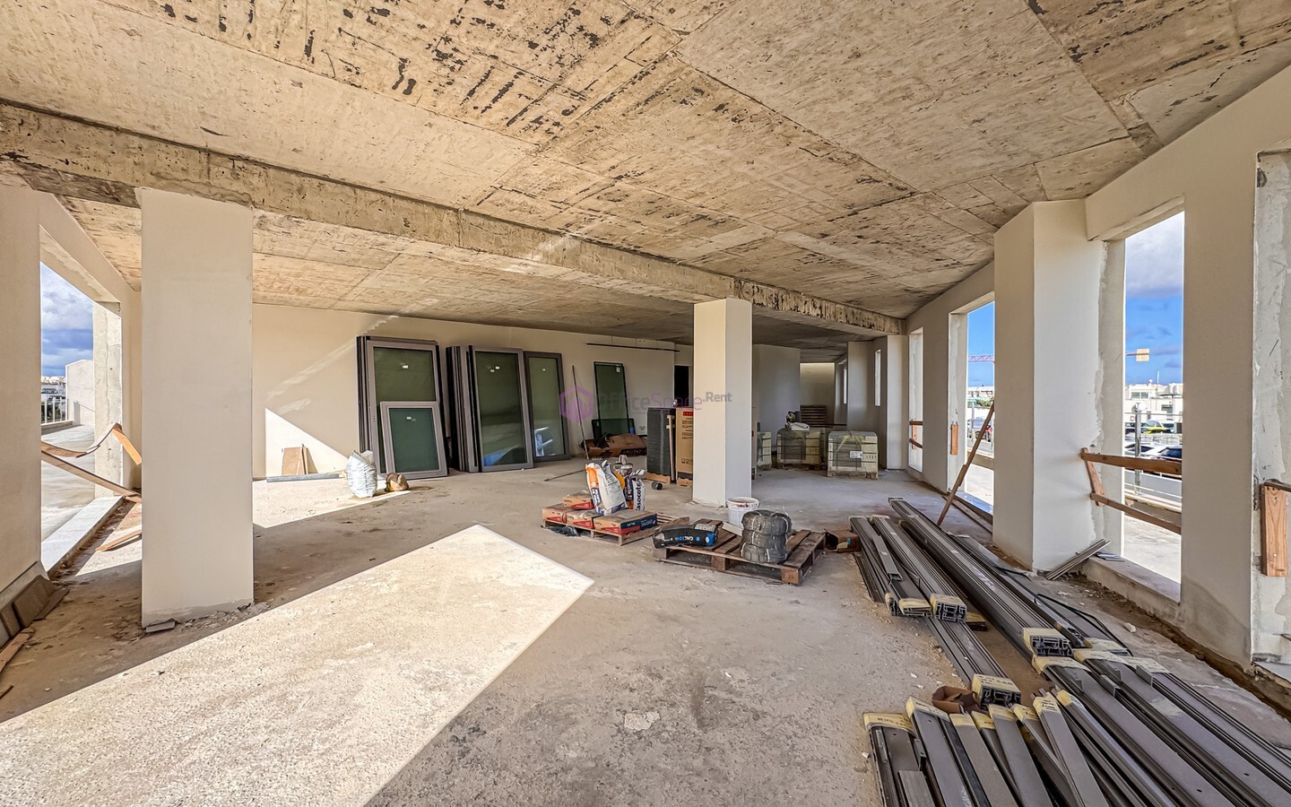 Mriehel Office with Views