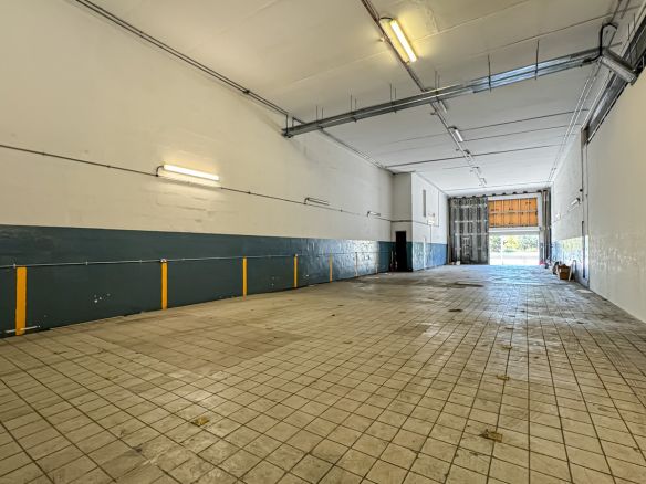 Warehouse Commercial Mriehel