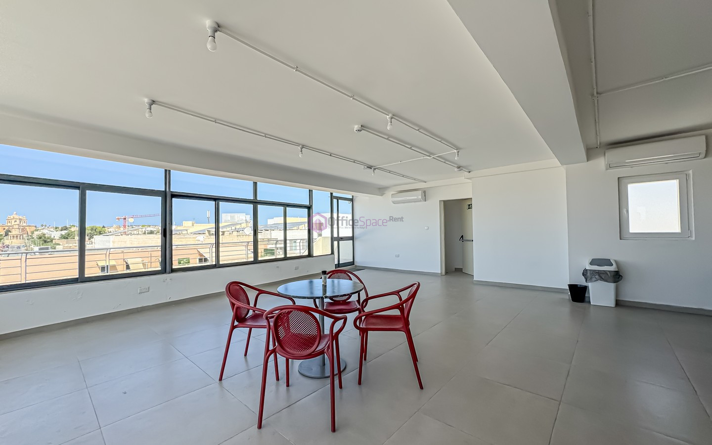 Modern Offices in Iklin To Let