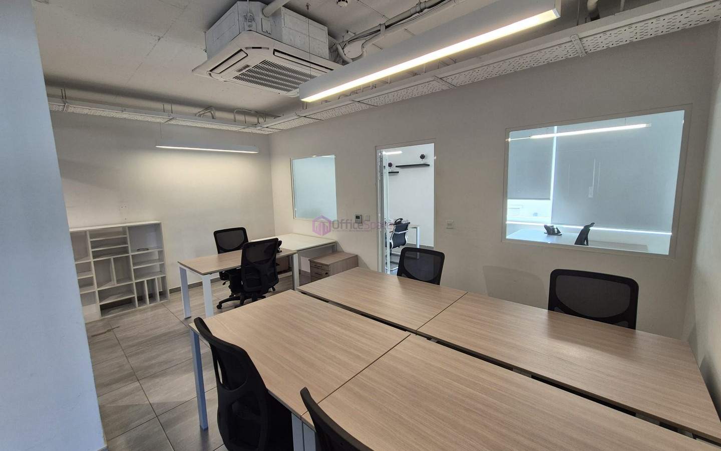 Eight Desk Serviced Office Burmarrad