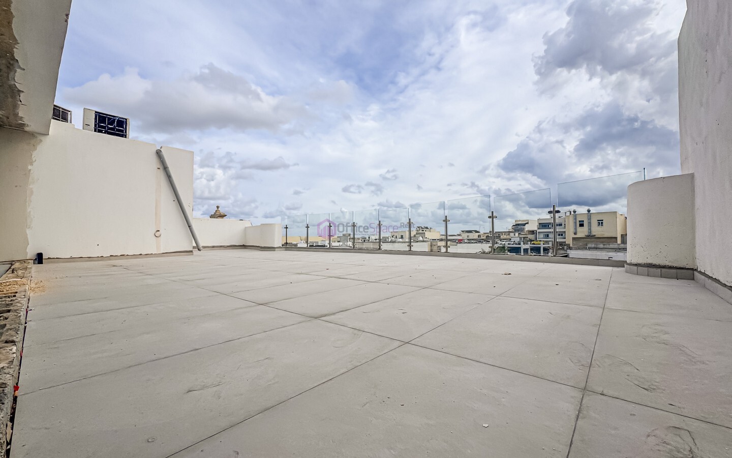 Large Penthouse Office in Haz Zebbug