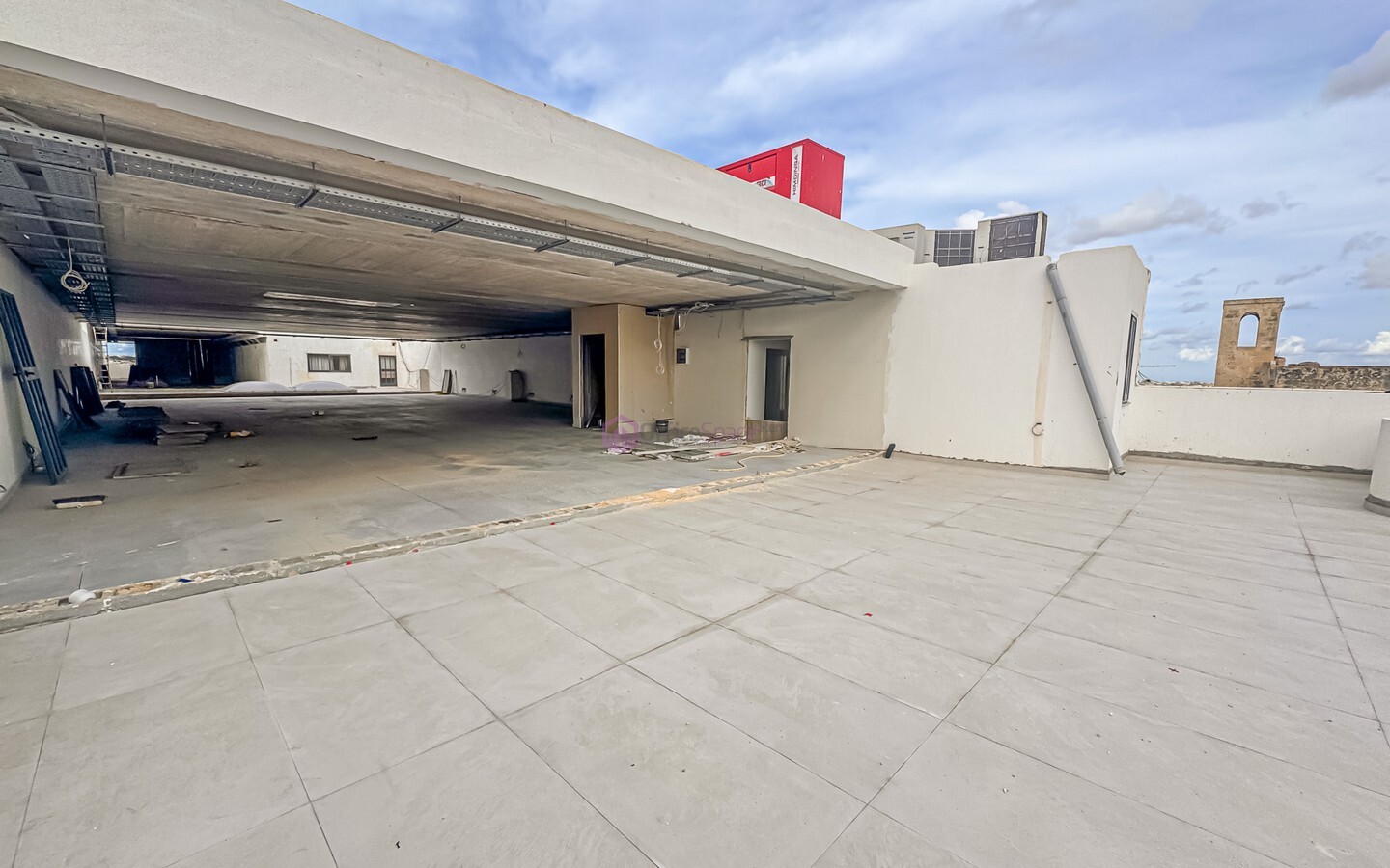 Large Penthouse Office in Haz Zebbug