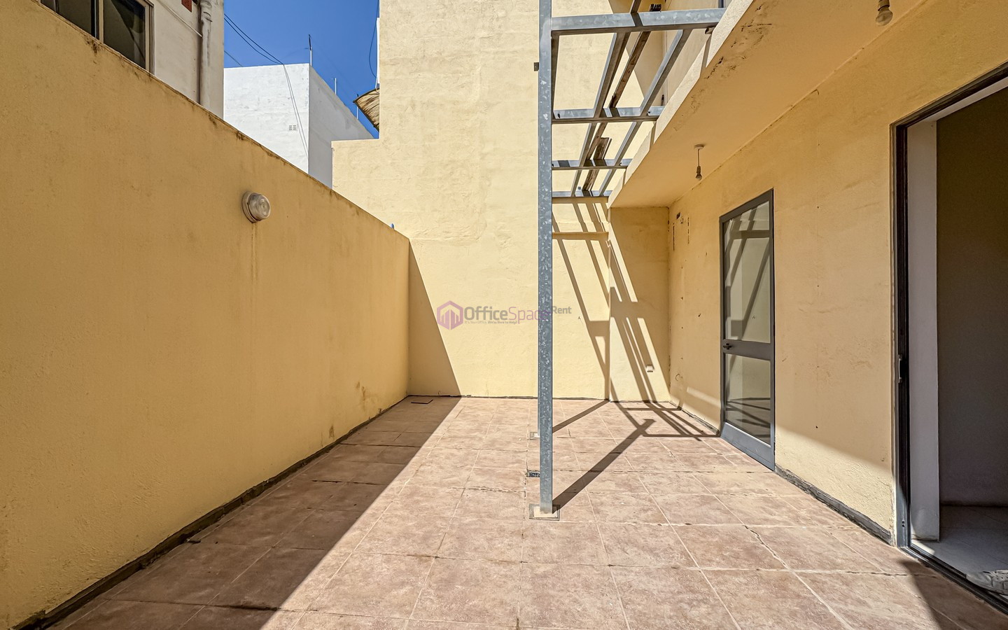 Elevated Office in Attard To Let
