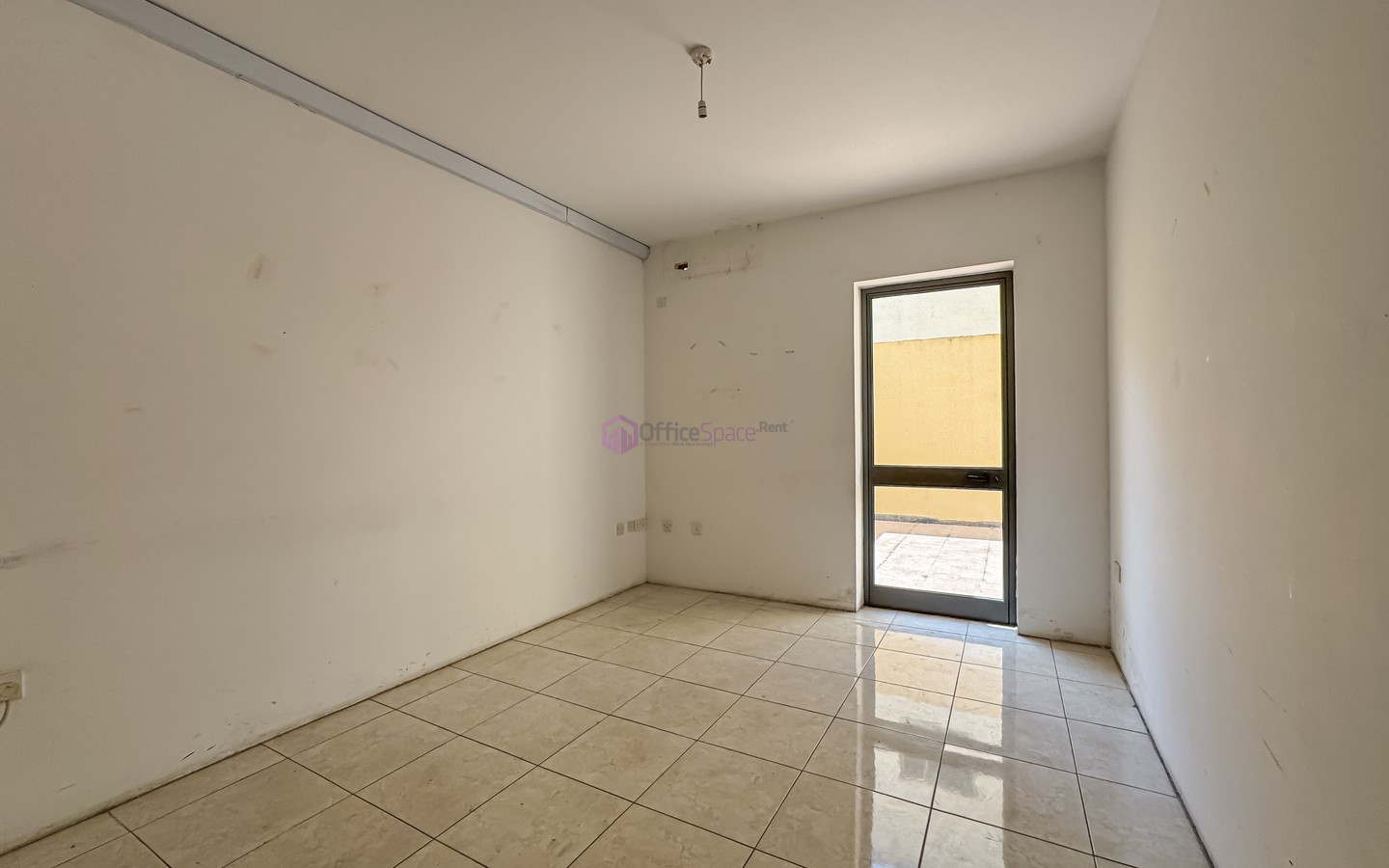 Elevated Office in Attard To Let
