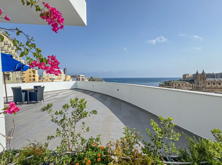 Fantastic Penthouse Office in Balluta
