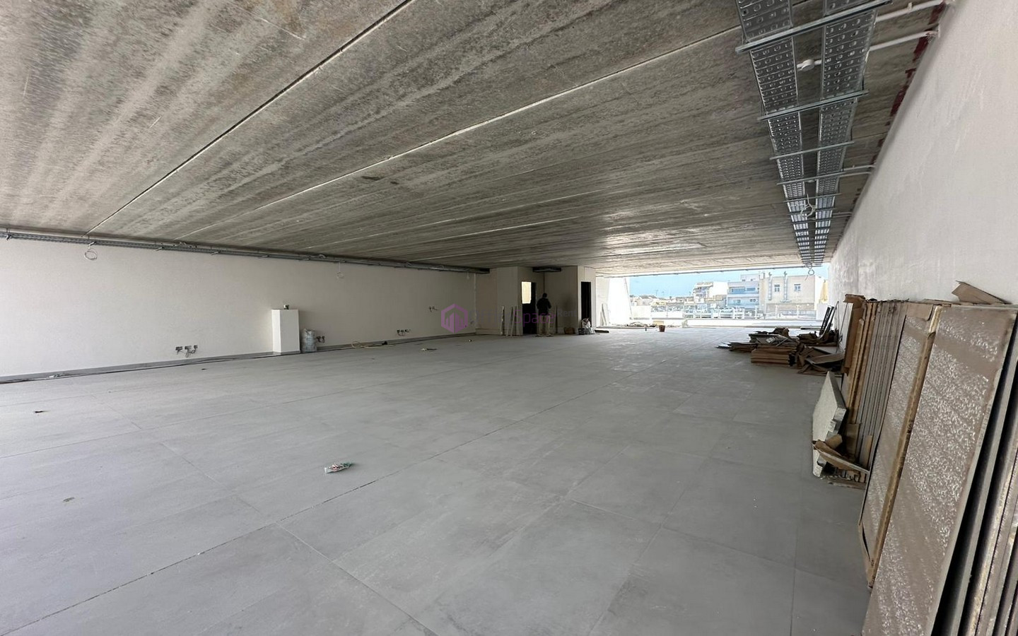 Large Penthouse Office in Haz Zebbug