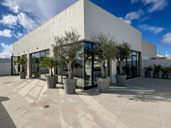 Duplex Offices in San Gwann