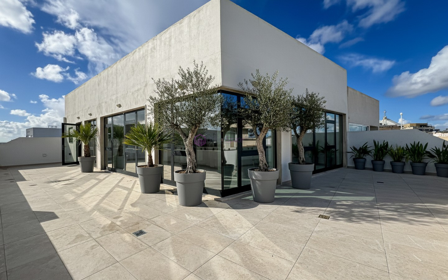 Duplex Offices in San Gwann